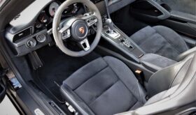 PORSCHE 911 Carrera 4 GTS Cabrio